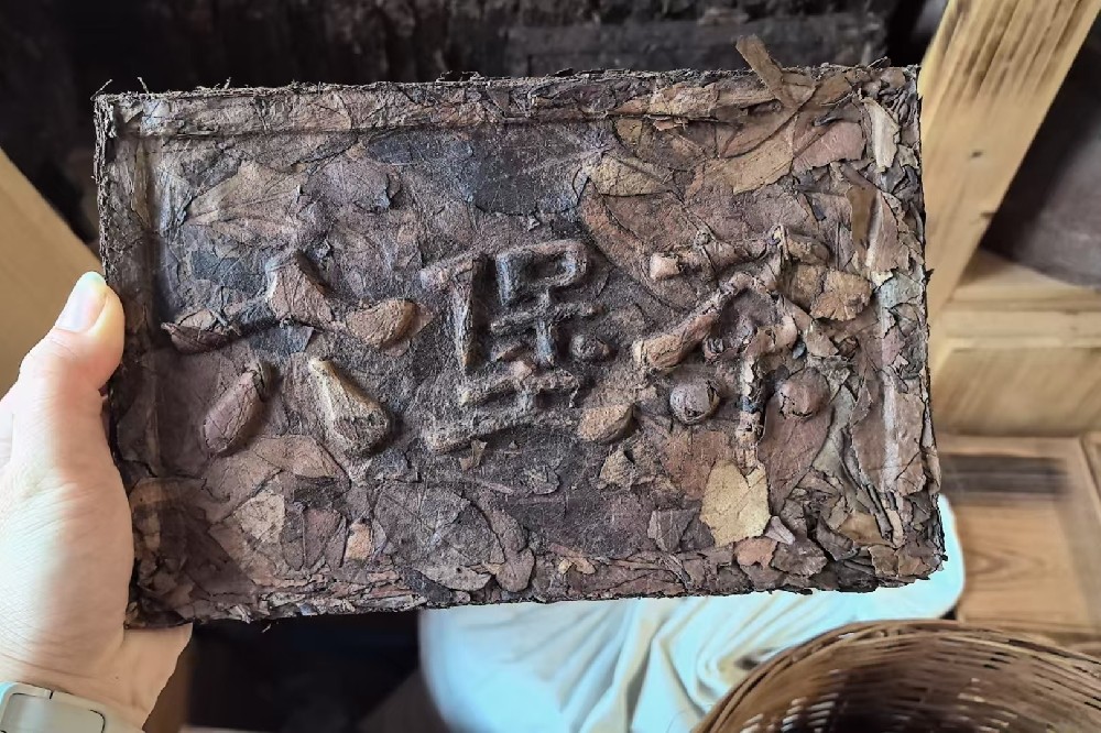 六堡茶砖茶