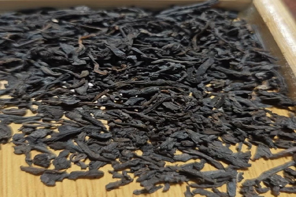 我们来深入解读“侨销茶”这个概念。