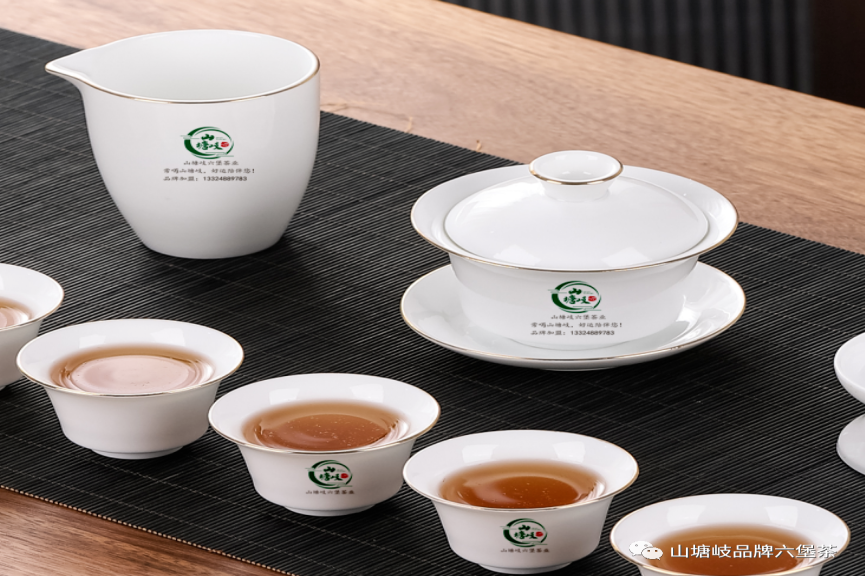 六堡茶制作技艺探秘：揉捻，唤醒茶魂的关键一步
