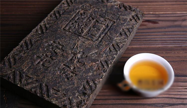 六堡紧压茶口感探秘：山塘岐茶业匠心打造的味觉盛宴